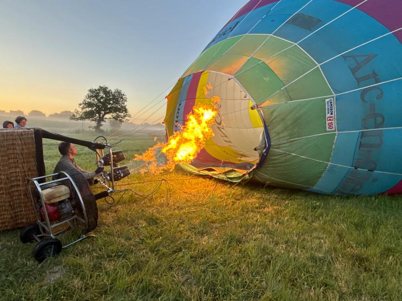 Gonflage d'une montgolfière