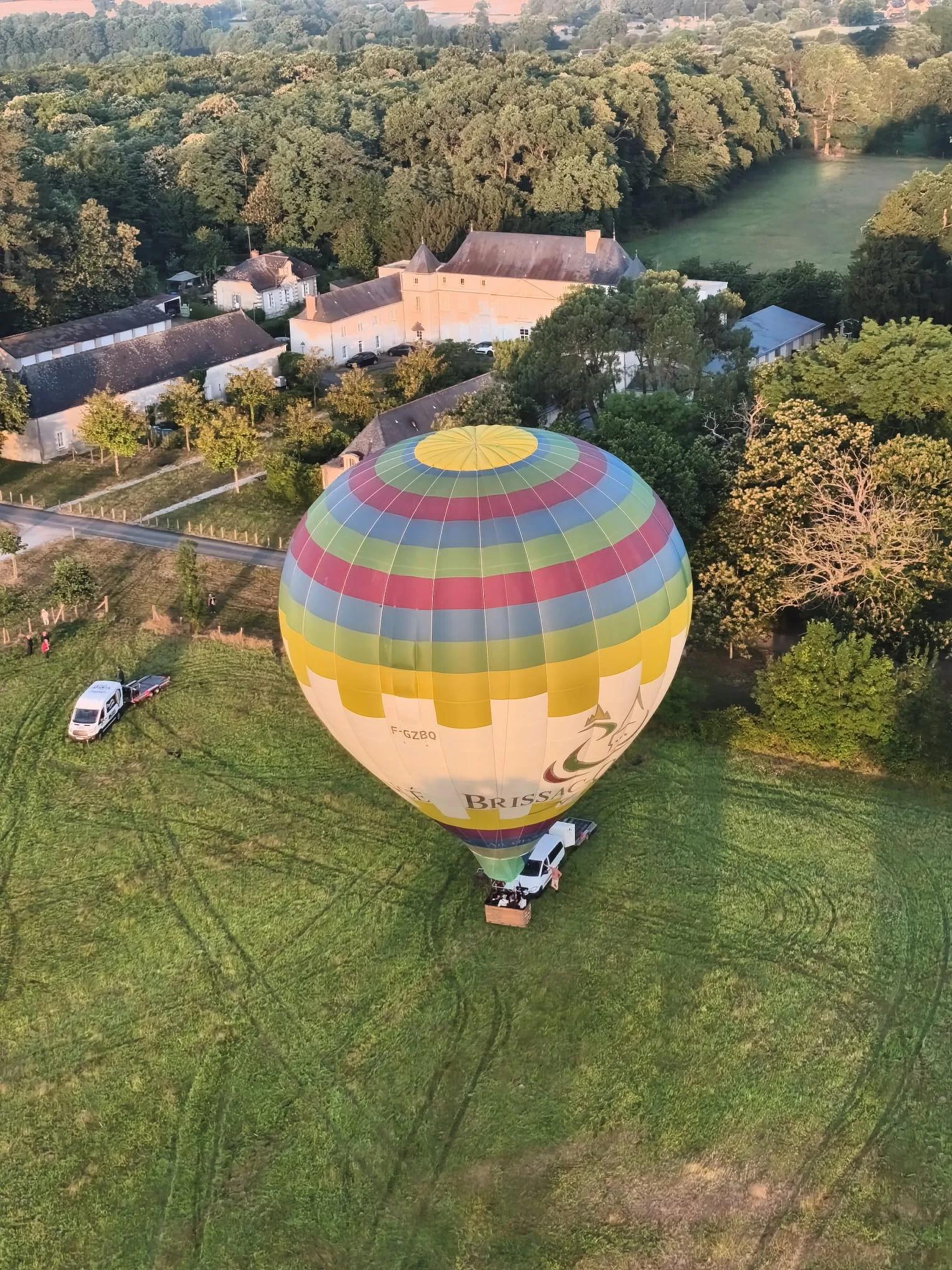 Gonflage d'une montgolfière